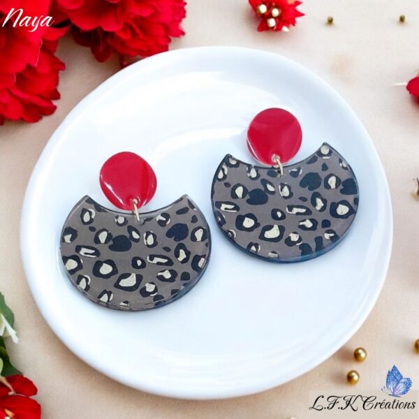 Naya boucles léopard et rouges en papier calligraphié, fermoirs émaillés en acier inoxydable or (hypoallergéniques)